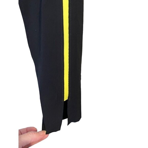 ZYIA Black Neon Tape Luxe Hi-Rise Leggings Yellow Size 6-8 Stripe Ankle Exercise - Picture 3 of 10